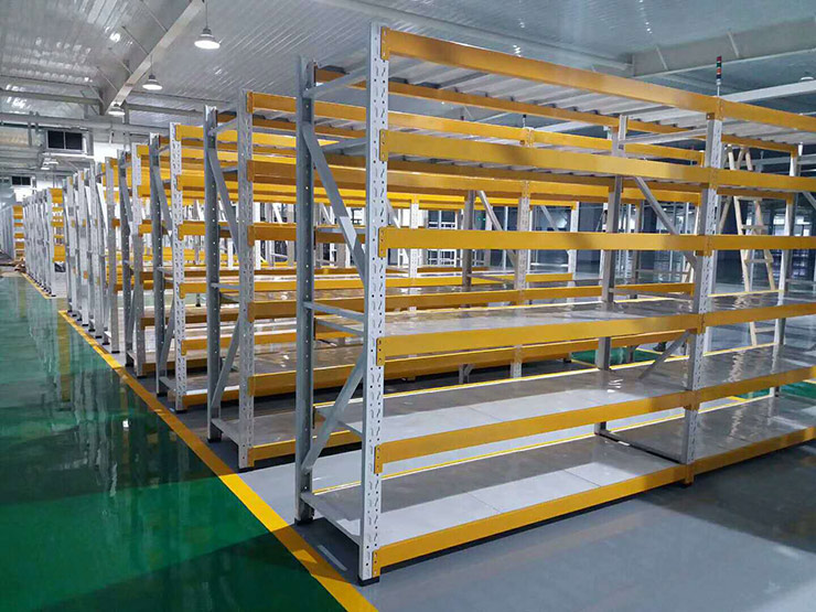 仓库中型层板货架案例