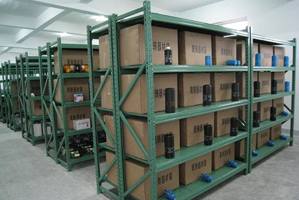 军队设备货架